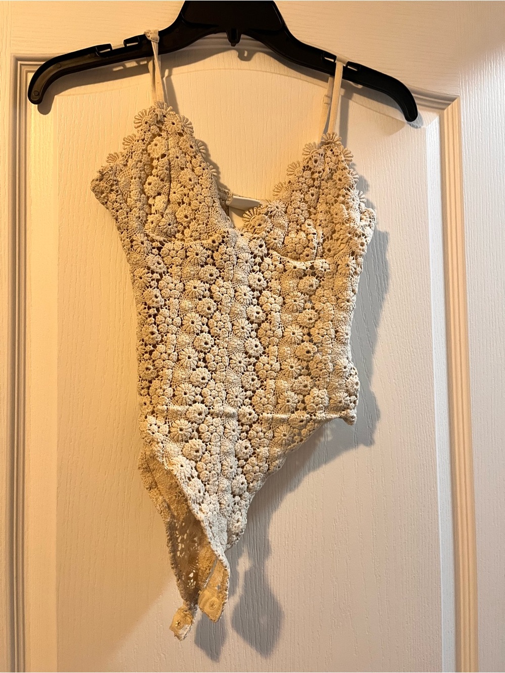 H&M Crochet Floral Bodysuit - Cream